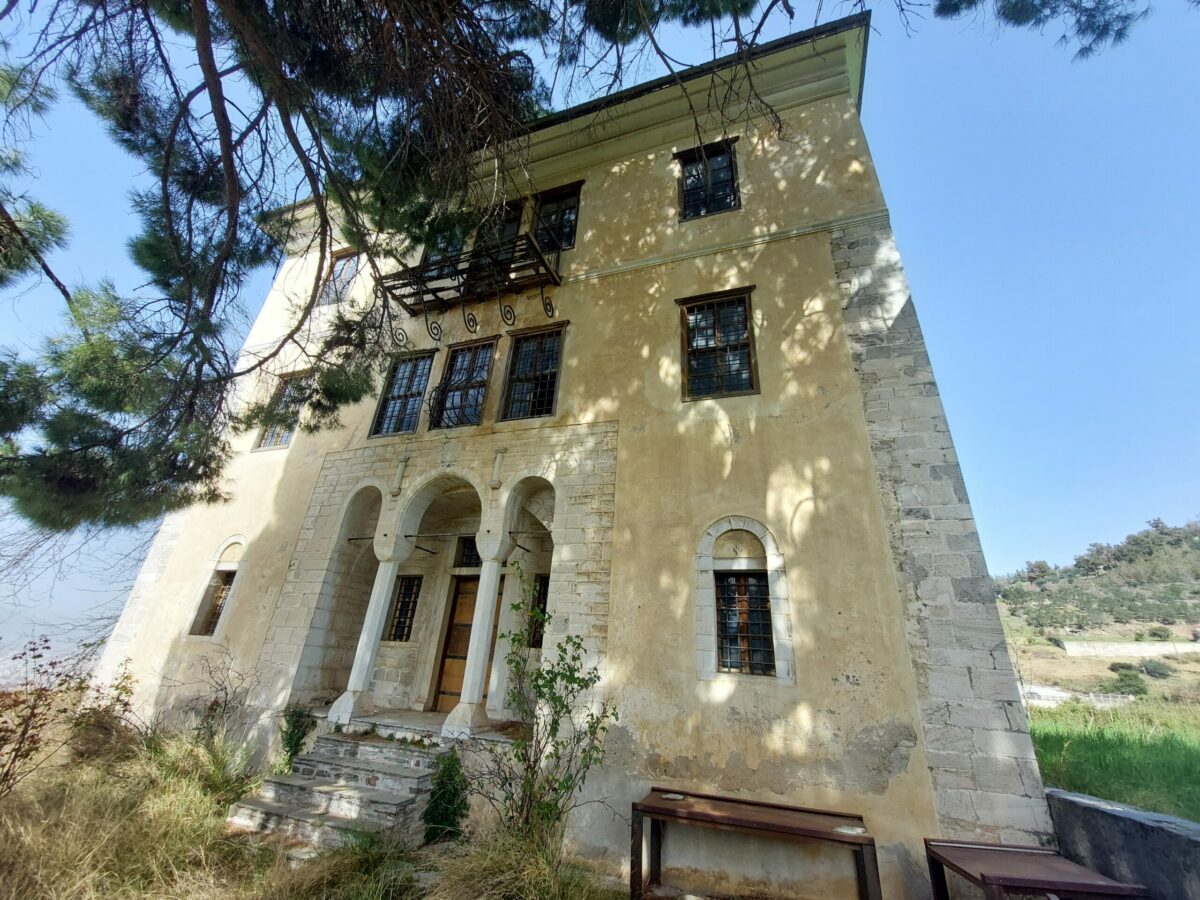 Αίτημα έκτακτης συνεισφοράς για τον καθαρισμό του περιβάλλοντος χώρου του Ξενώνα Στάμου Στούρνα